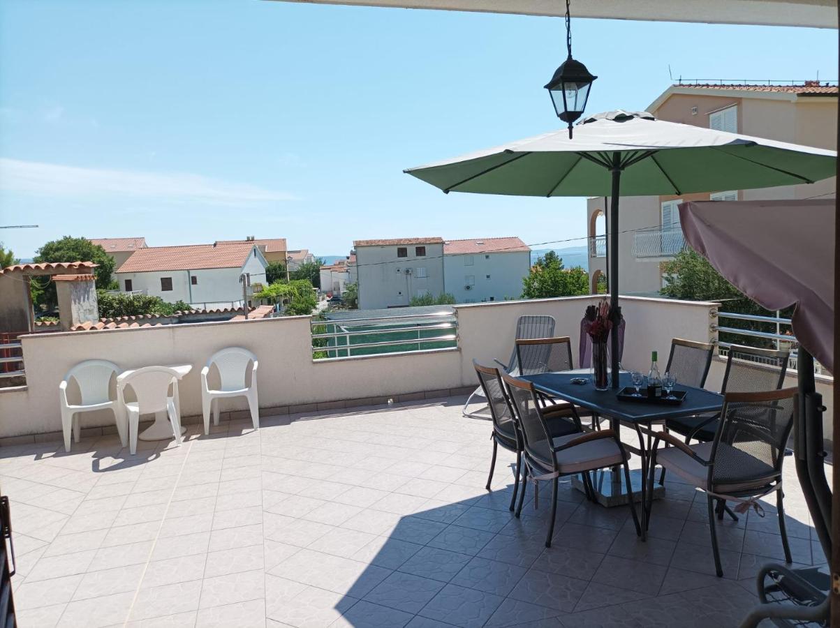 Apartment Josip Подстрана Экстерьер фото