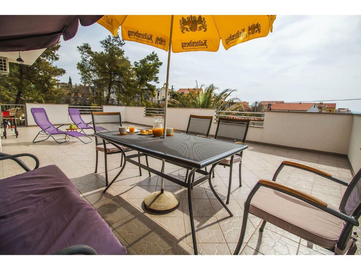 Apartment Josip Подстрана Экстерьер фото