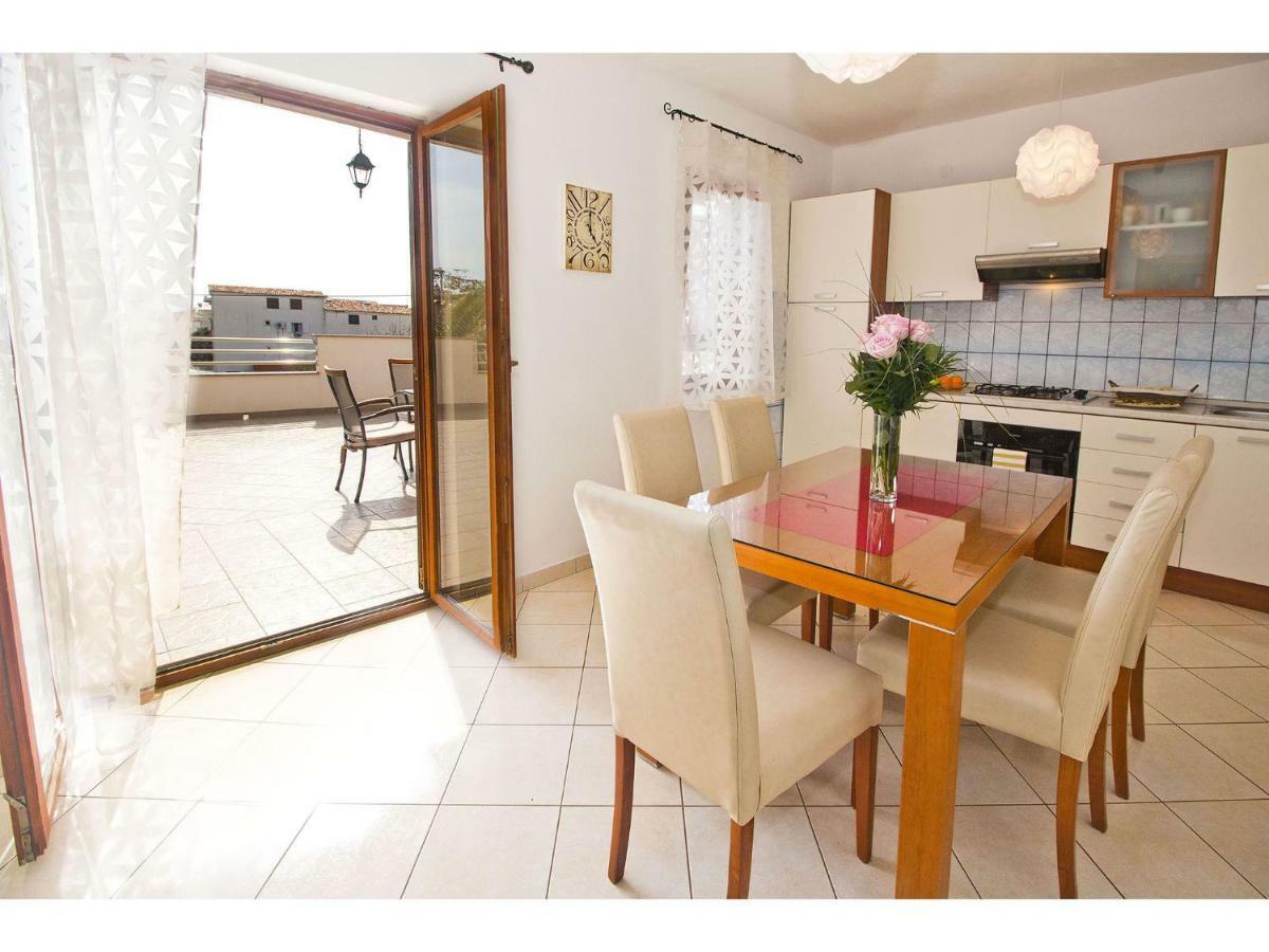Apartment Josip Подстрана Экстерьер фото