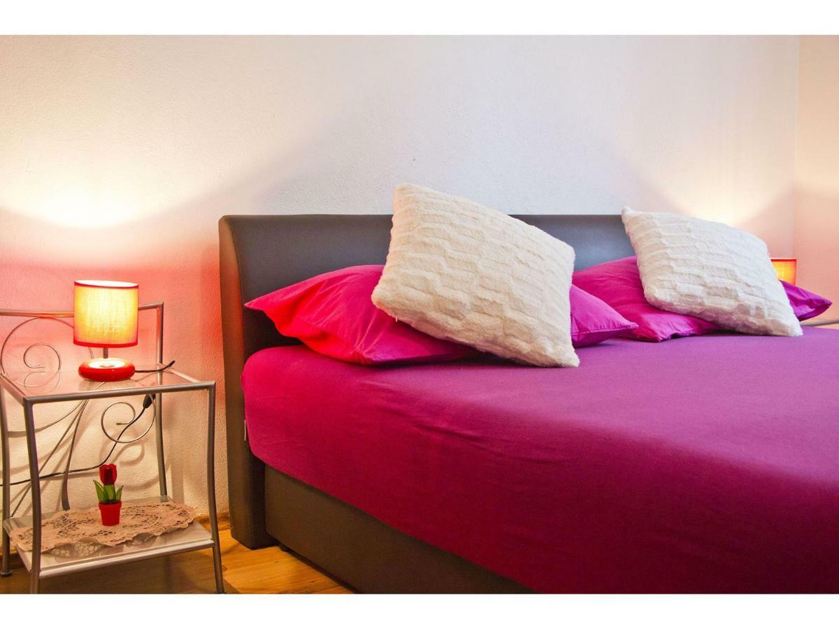 Apartment Josip Подстрана Экстерьер фото